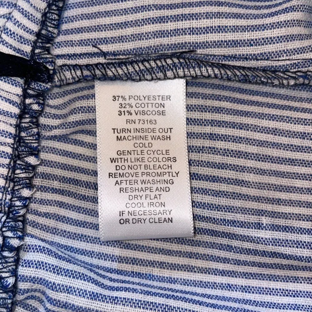 Melissa Paige Women's Skirt Blue and White with Embroidered Flower Size Petite M